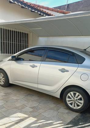 HYUNDAI HB20S 1.6 COMFORT PLUS 16V FLEX 4P AUTOMÁTICO HYUNDAI HB20S 1.6 COMFORT PLUS 16V FLEX 4P AUTOMÁTICO
